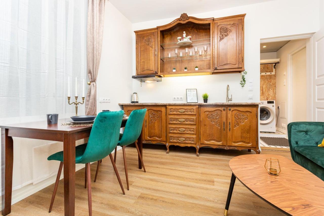 Easyrentals Central Tallinn Apartments By Tallinn University 외부 사진