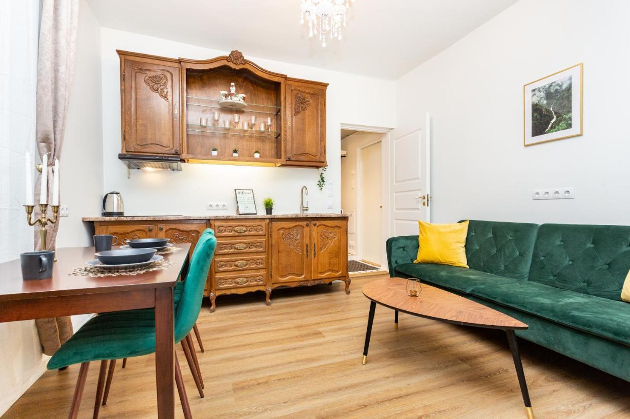 Easyrentals Central Tallinn Apartments By Tallinn University 외부 사진